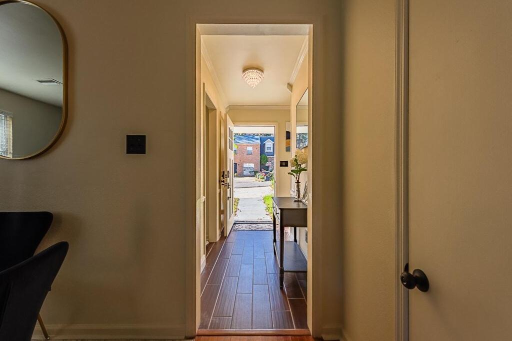 Cozy Townhome Retreat With King Bed Near I-10, Capitol, Fsu & Famu Ταλαχάσι Εξωτερικό φωτογραφία