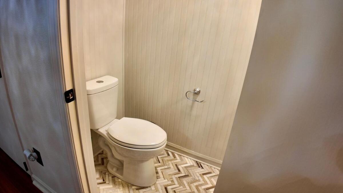 Cozy Townhome Retreat With King Bed Near I-10, Capitol, Fsu & Famu Ταλαχάσι Εξωτερικό φωτογραφία