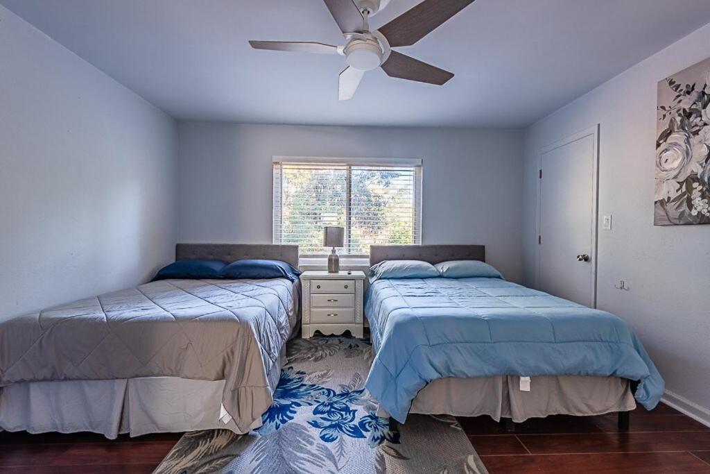 Cozy Townhome Retreat With King Bed Near I-10, Capitol, Fsu & Famu Ταλαχάσι Εξωτερικό φωτογραφία